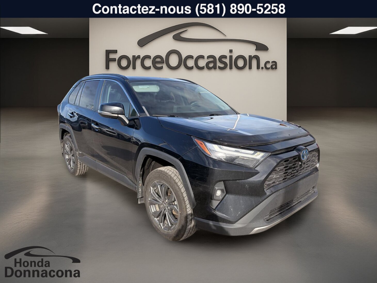2022 Toyota RAV4 - Image 5