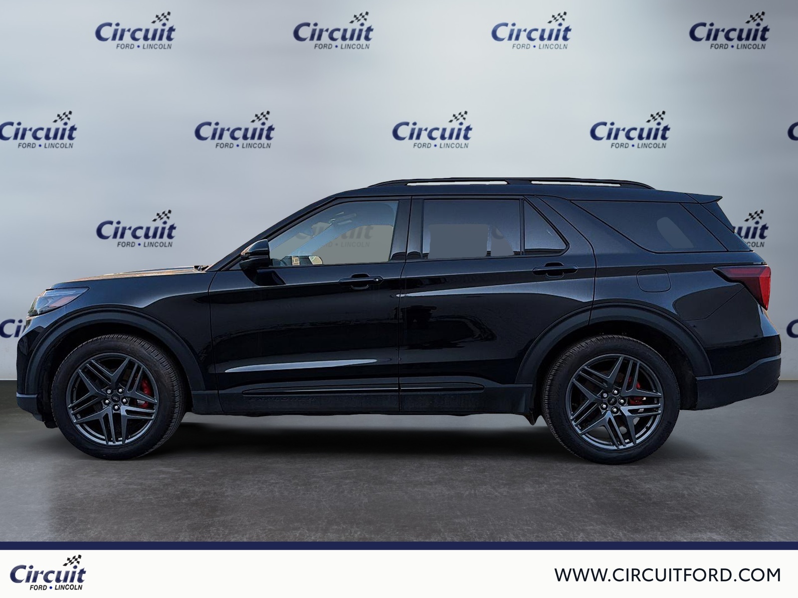 2025 Ford Explorer - Image 6