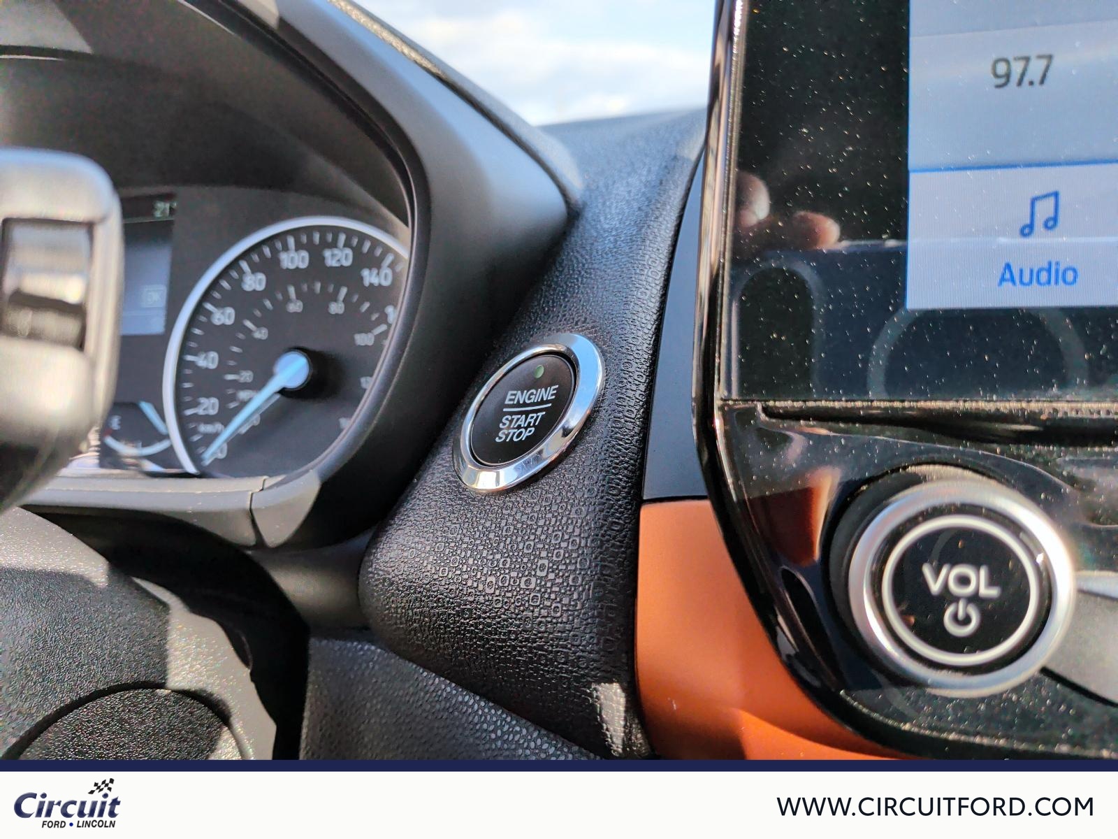 2022 Ford EcoSport - Image 16