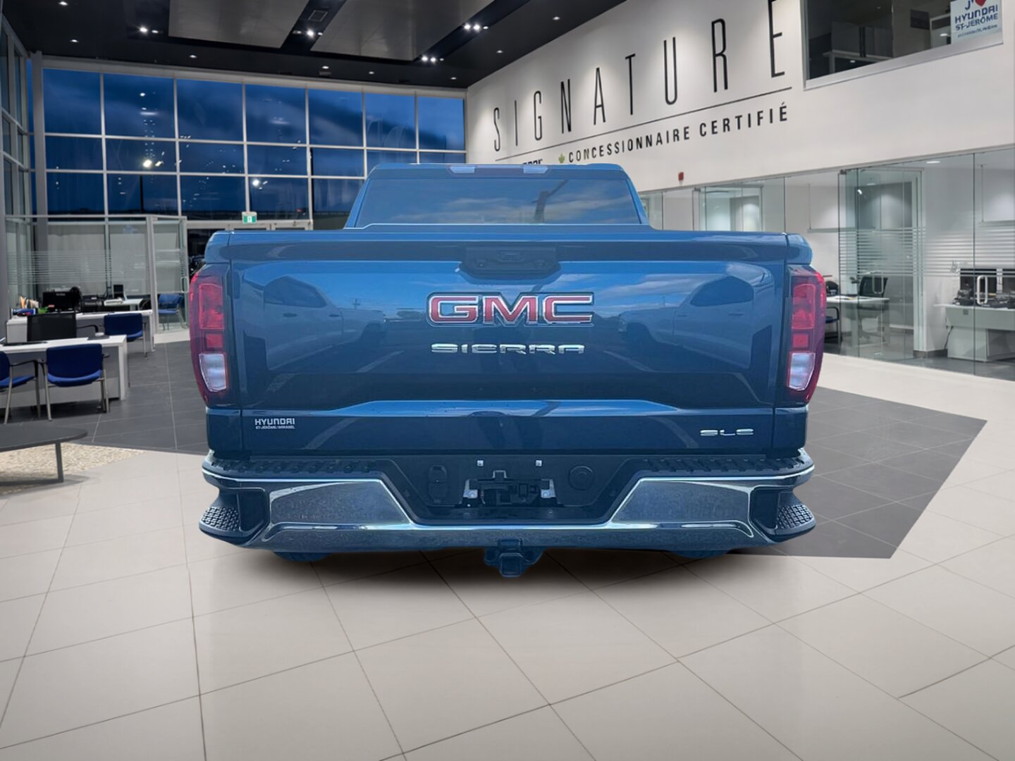 2023 GMC Sierra 1500 - Image 6