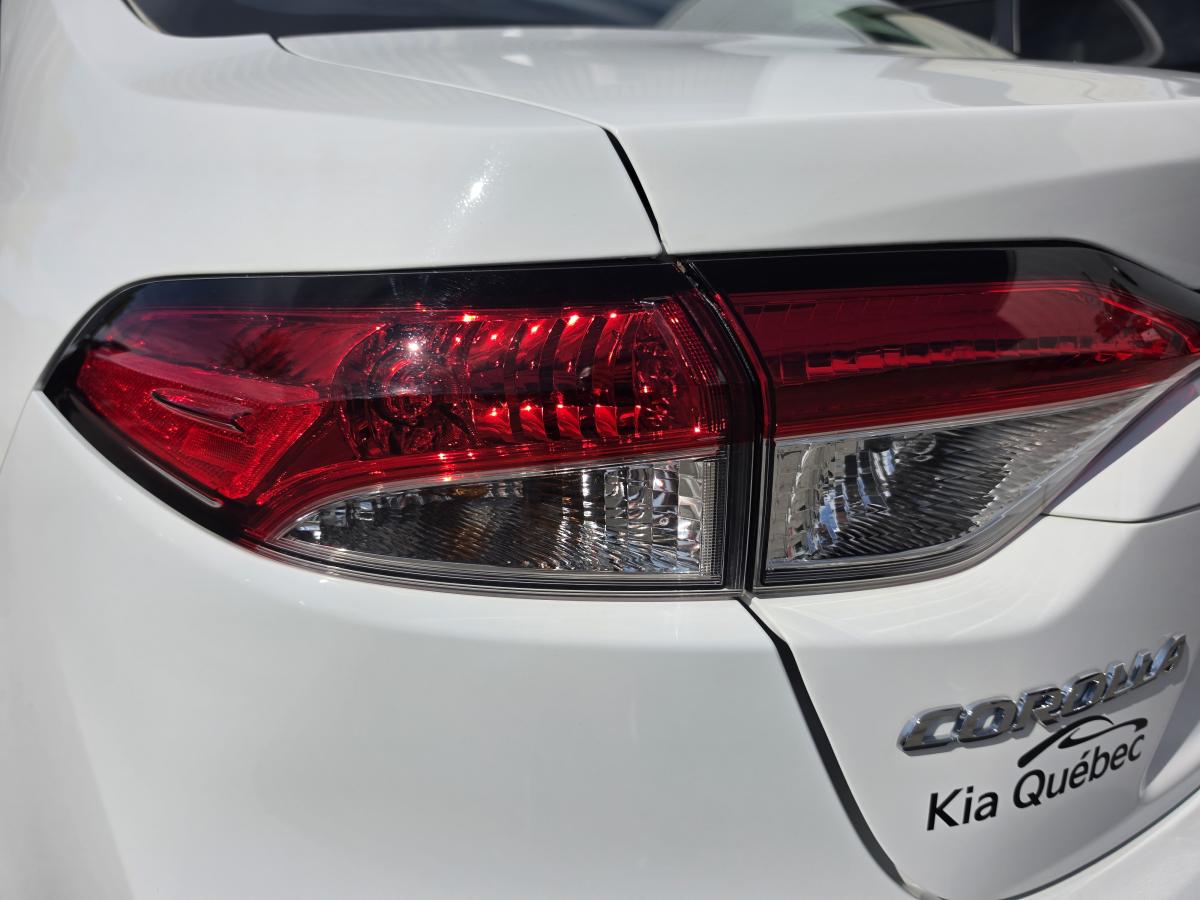 2023 Toyota Corolla - Image 11