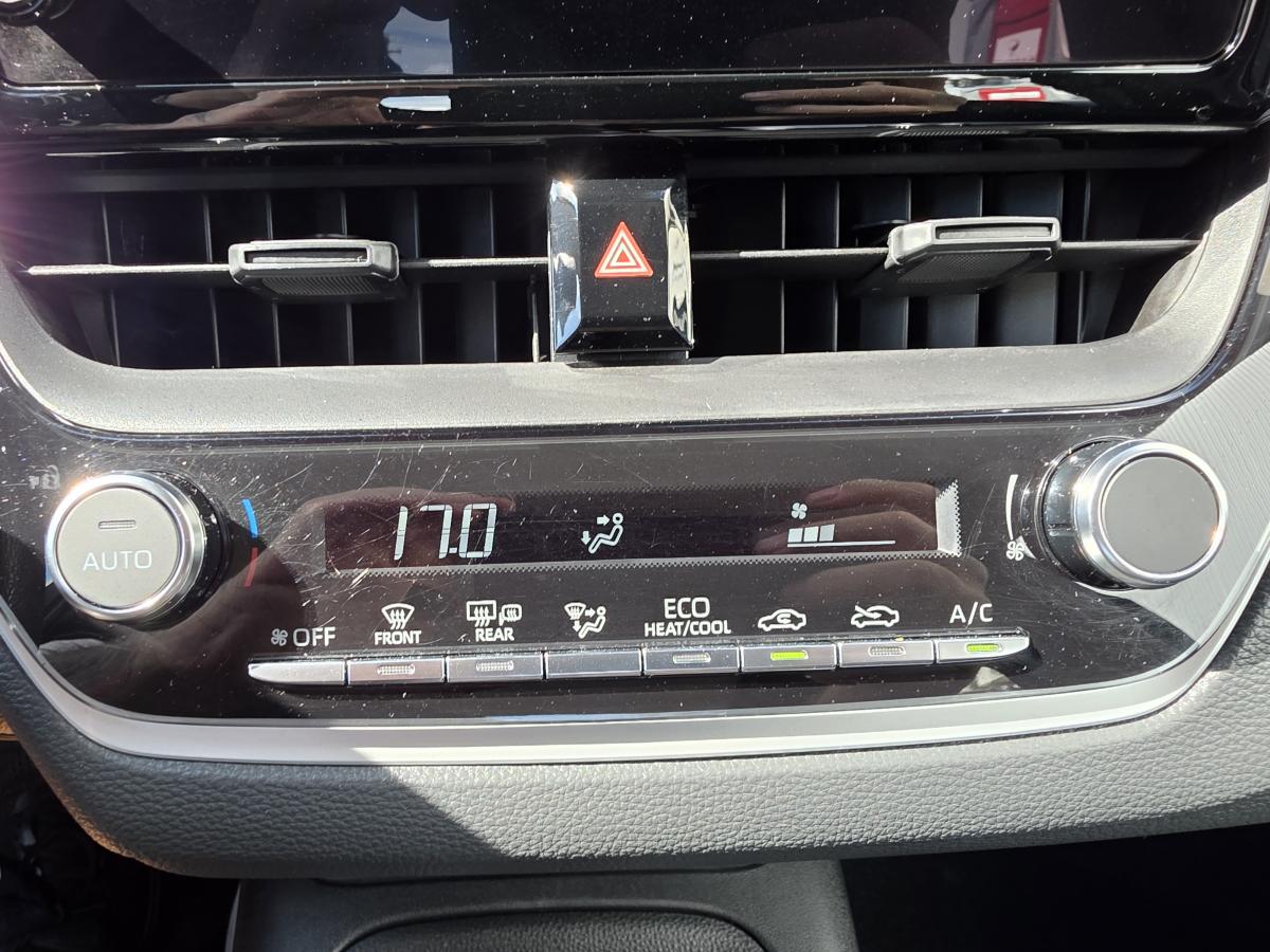 2023 Toyota Corolla - Image 30