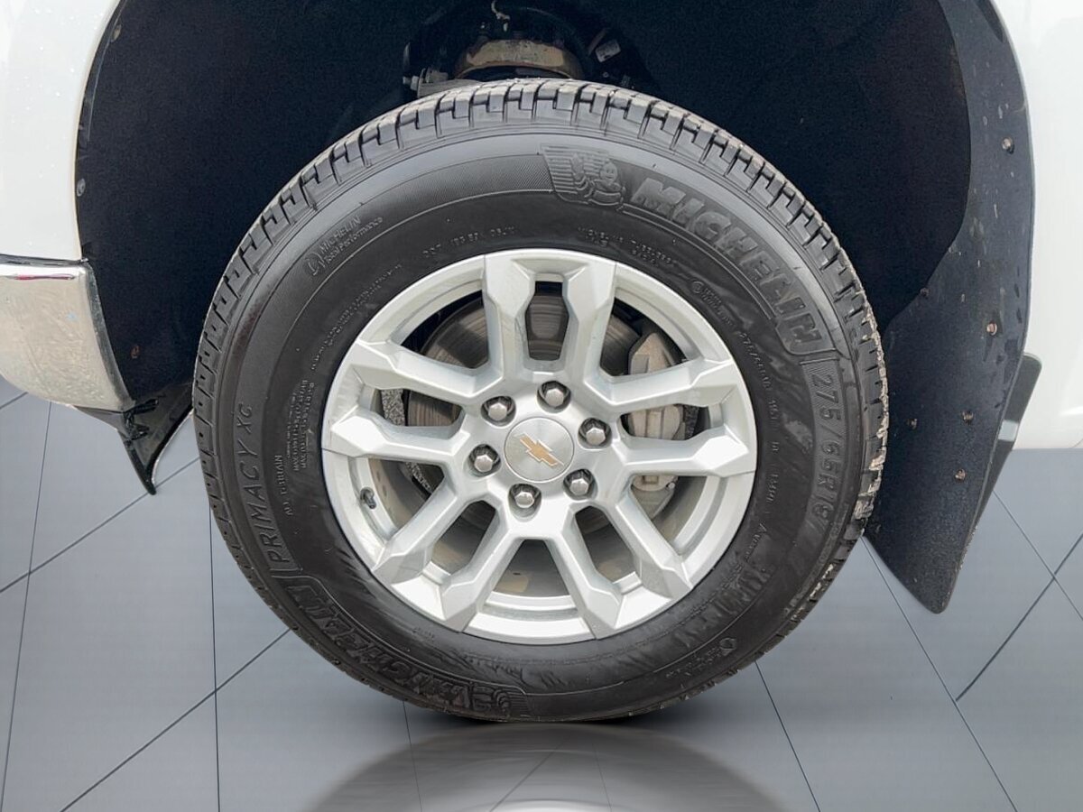 2023 Chevrolet Silverado 1500 - Image 9