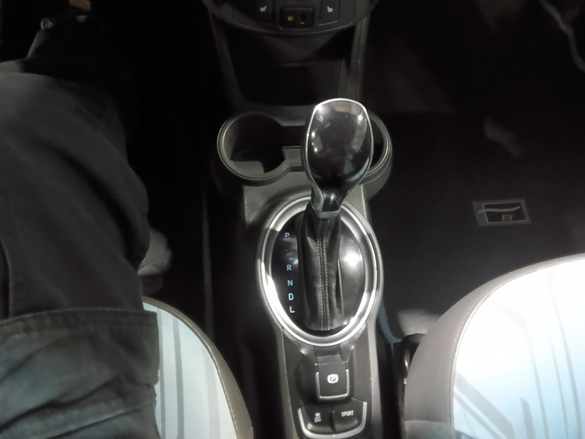 2016 Chevrolet Spark EV - Image 19