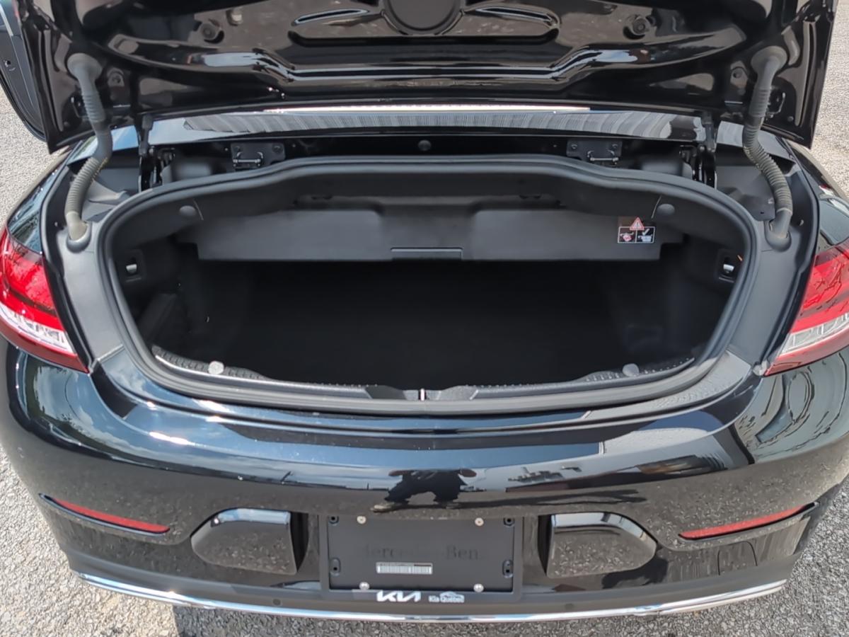 2023 Mercedes-Benz C 300 - Image 8