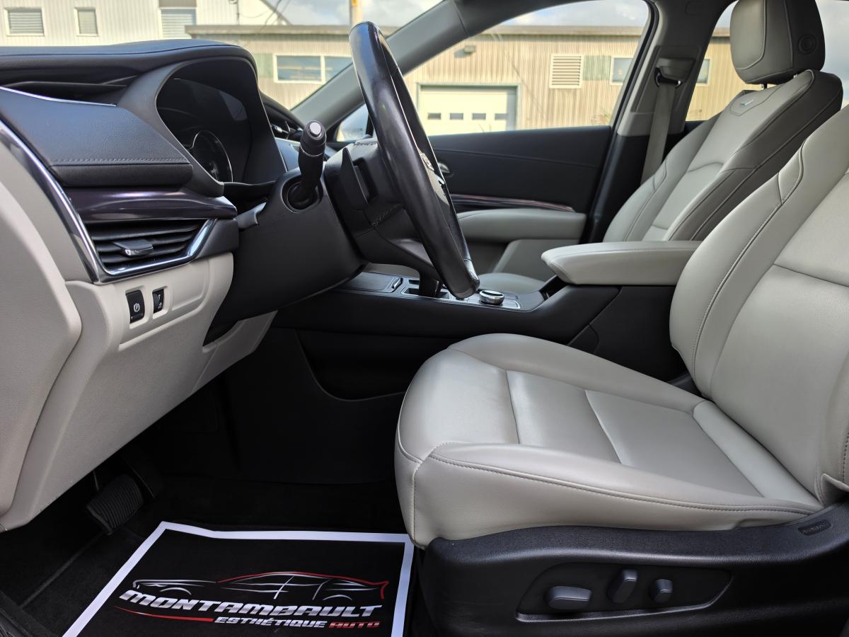 2019 Cadillac XT4 - Image 15