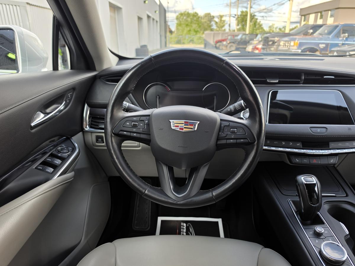 2019 Cadillac XT4 - Image 16