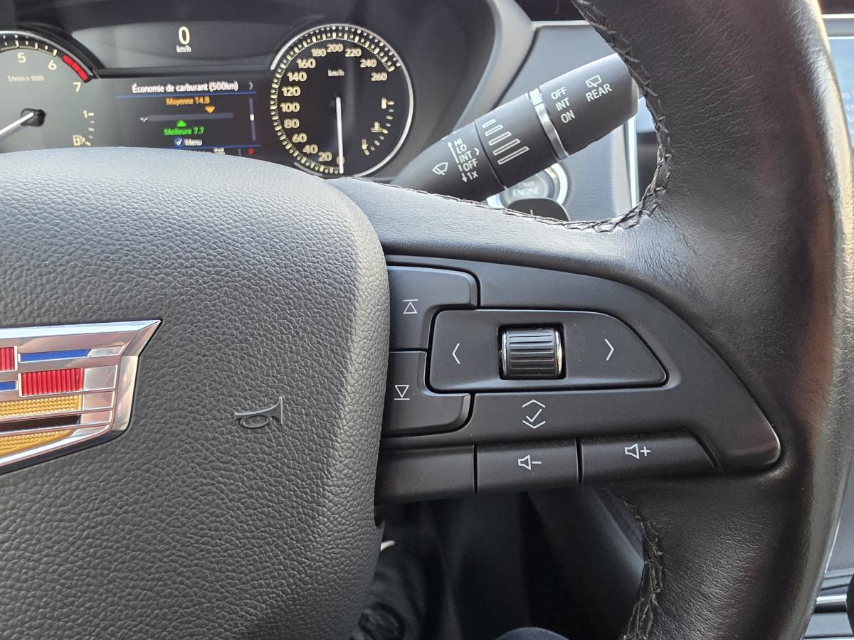 2019 Cadillac XT4 - Image 35