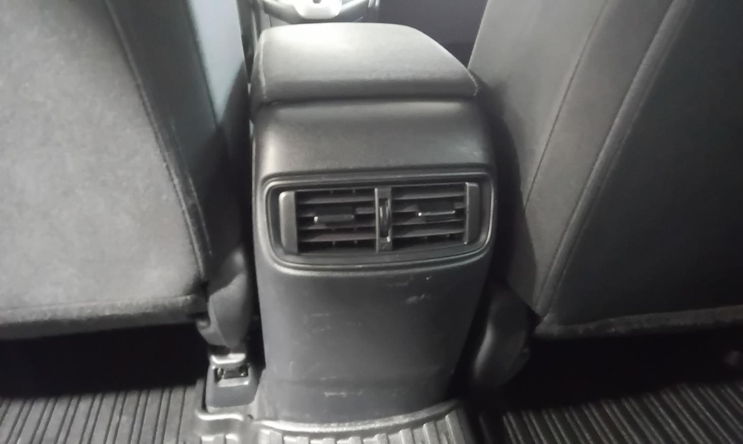 2019 Honda CR-V - Image 30
