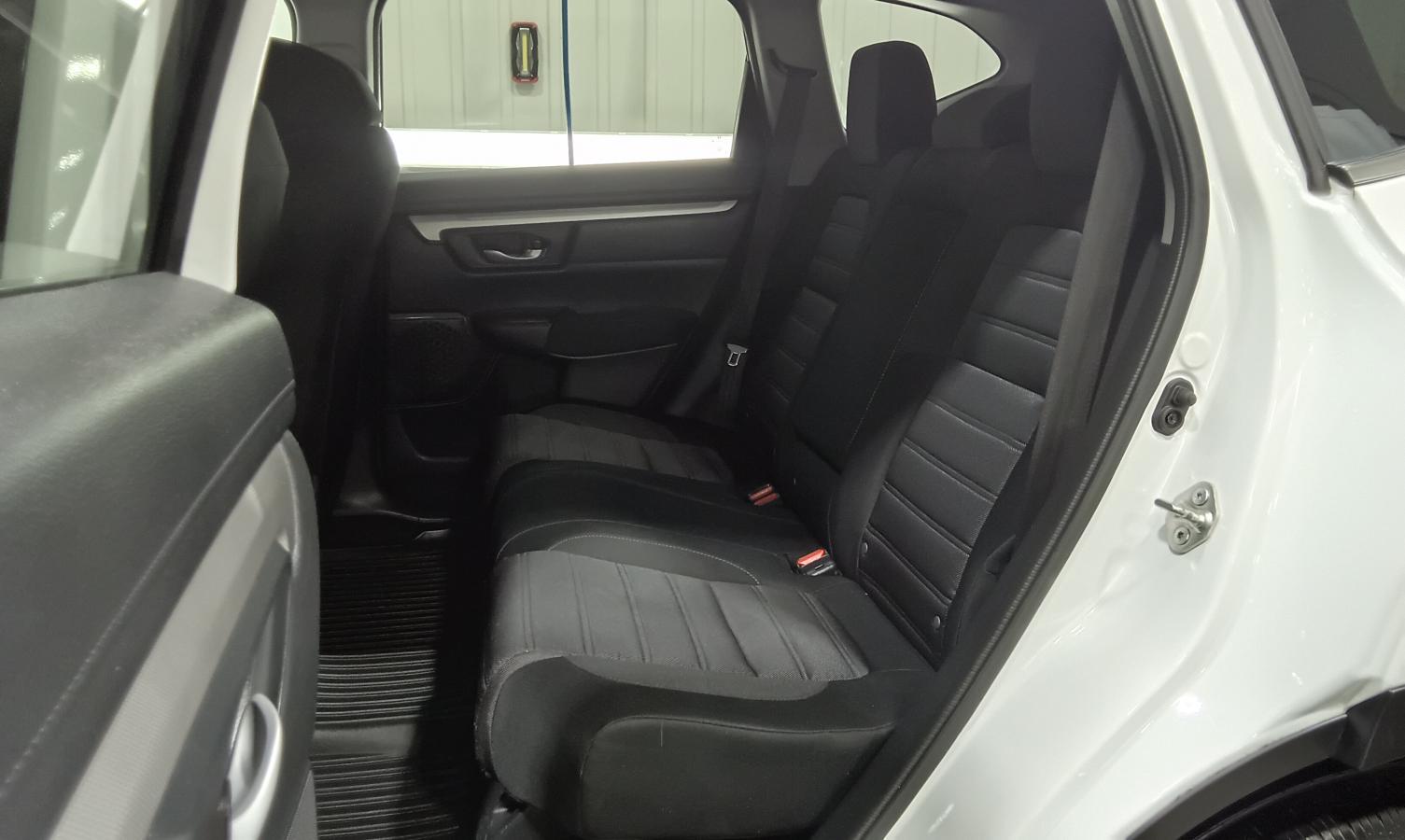 2019 Honda CR-V - Image 31