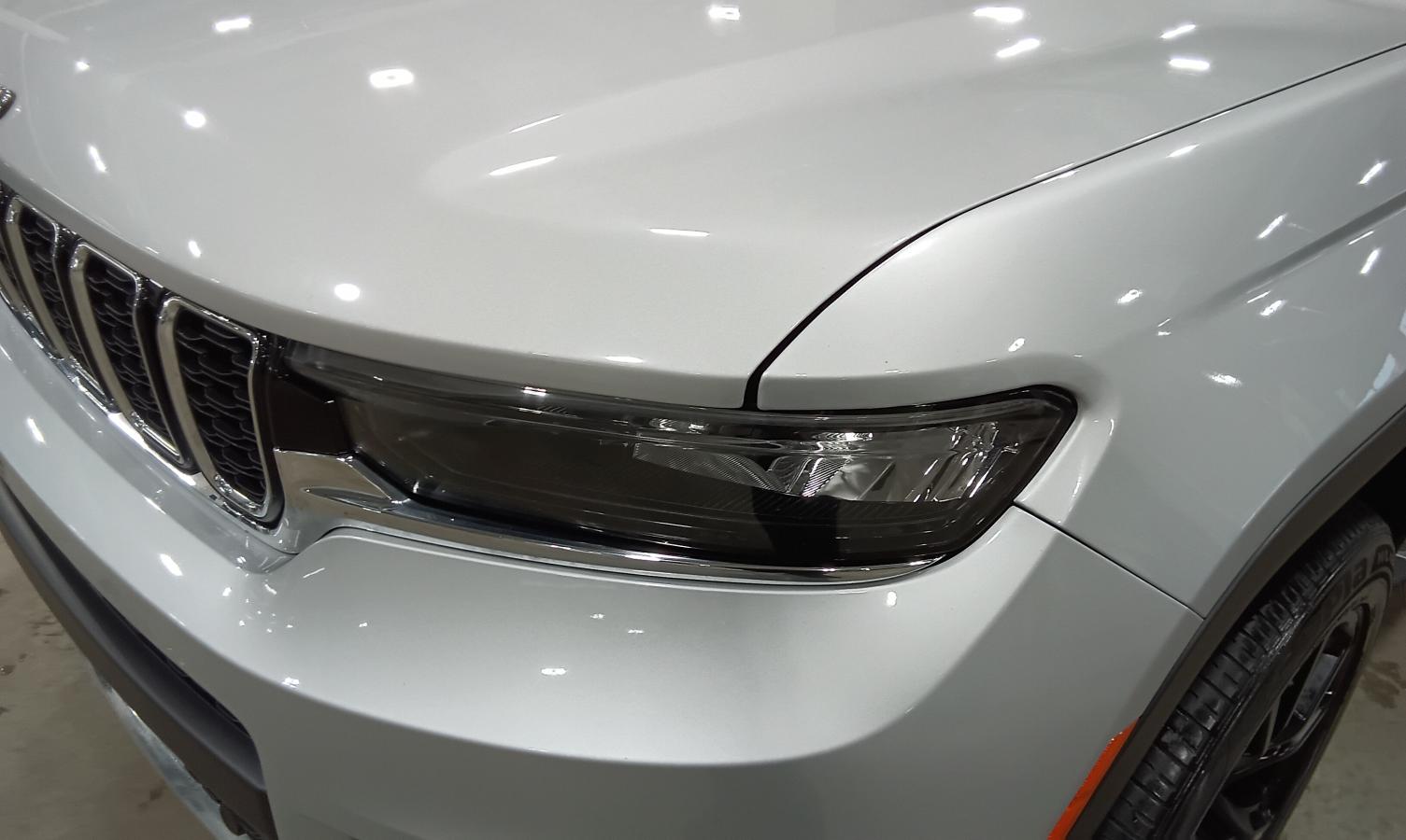 2021 Jeep Grand Cherokee L - Image 9