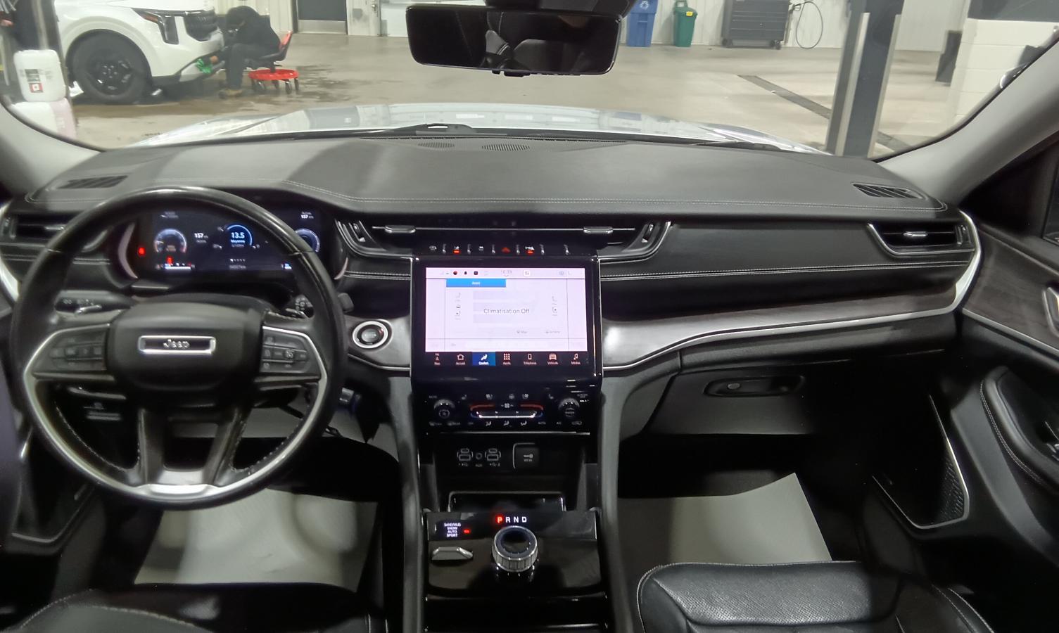 2021 Jeep Grand Cherokee L - Image 22