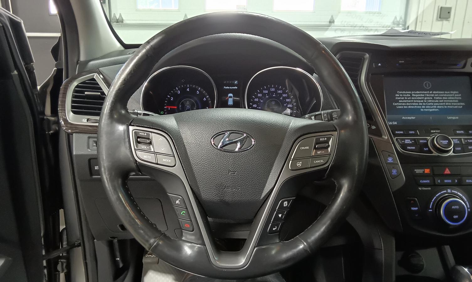 2015 Hyundai Santa Fe Sport - Image 15