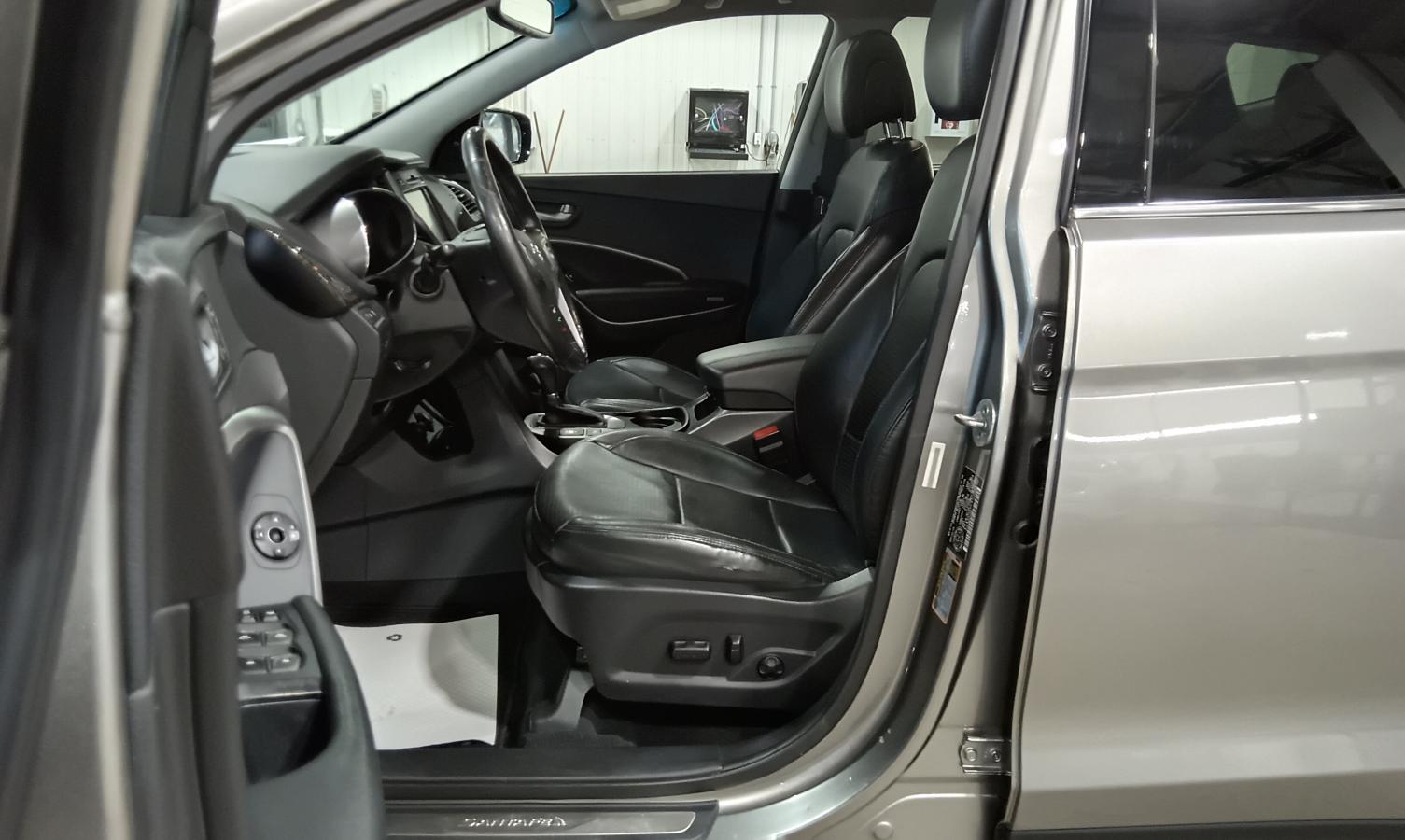 2015 Hyundai Santa Fe Sport - Image 21