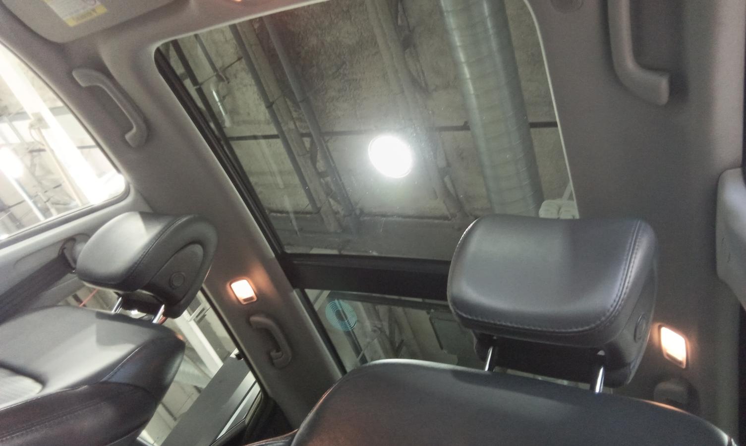 2015 Hyundai Santa Fe Sport - Image 31