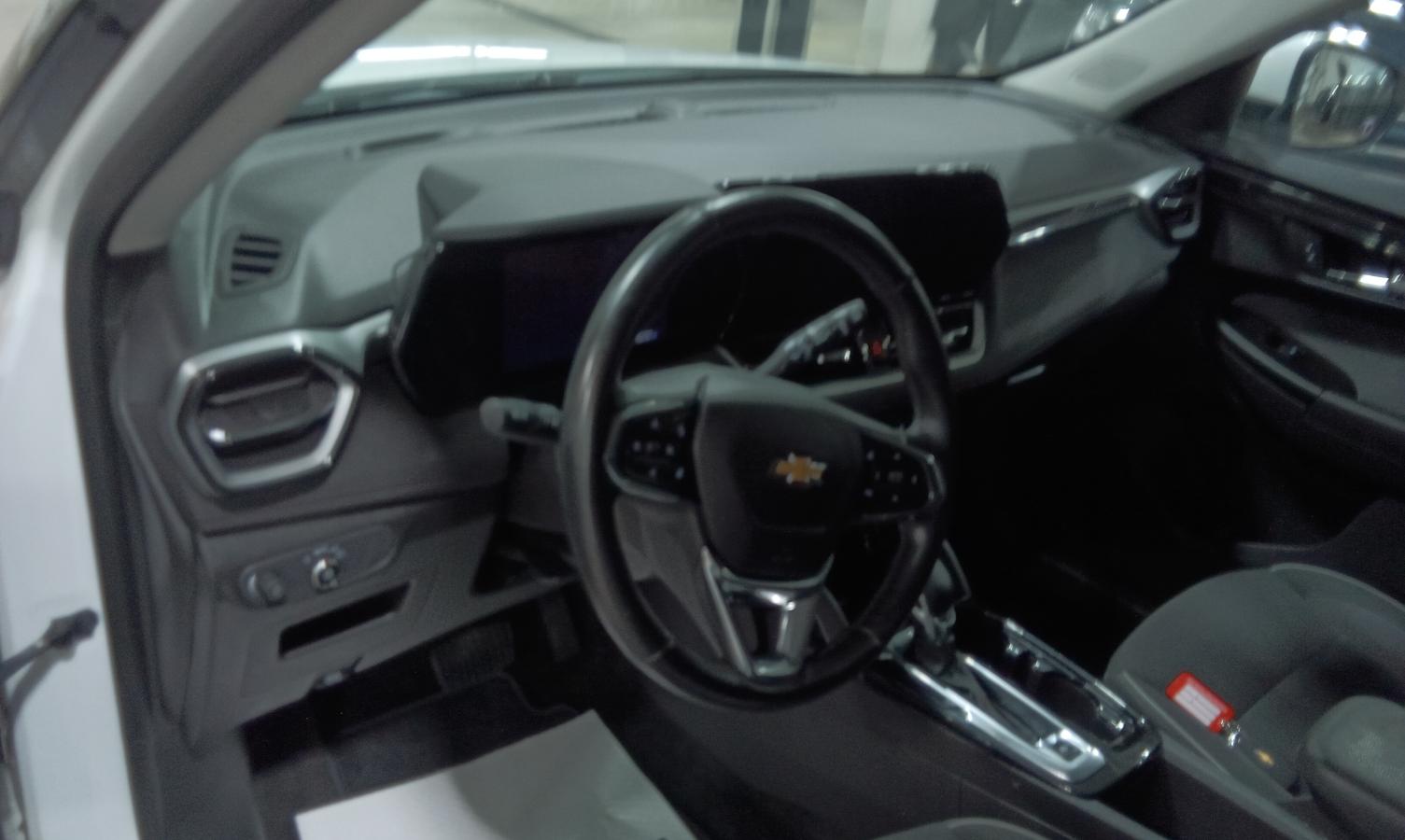 2024 Chevrolet TrailBlazer - Image 12