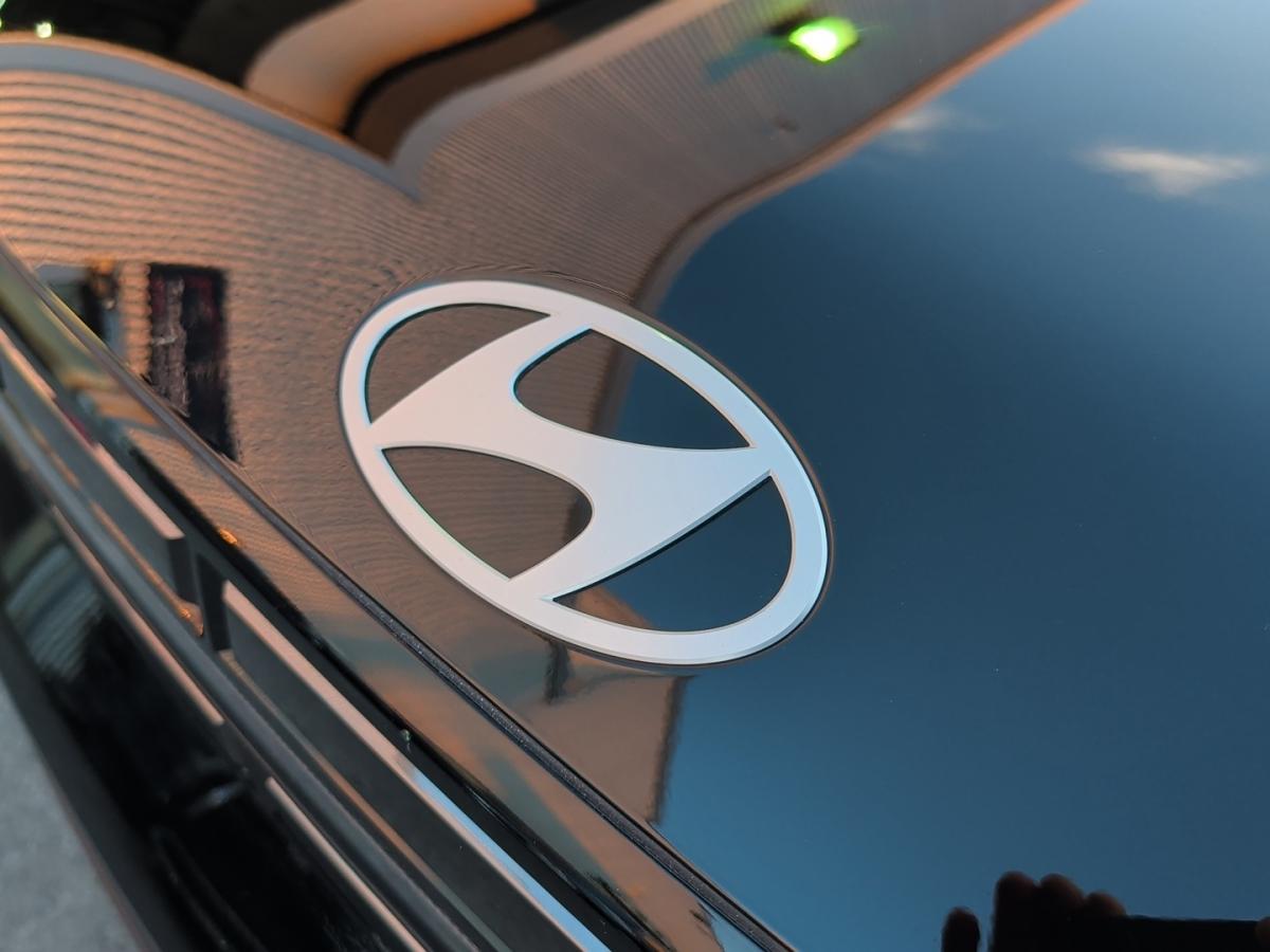 2026 Hyundai Santa Fe Hybrid - Image 11
