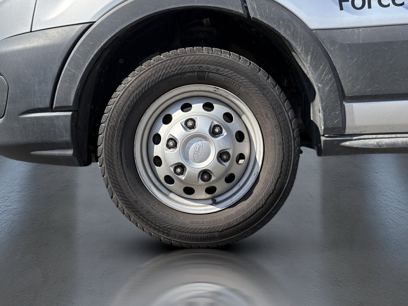 2024 Ford Transit - Image 5