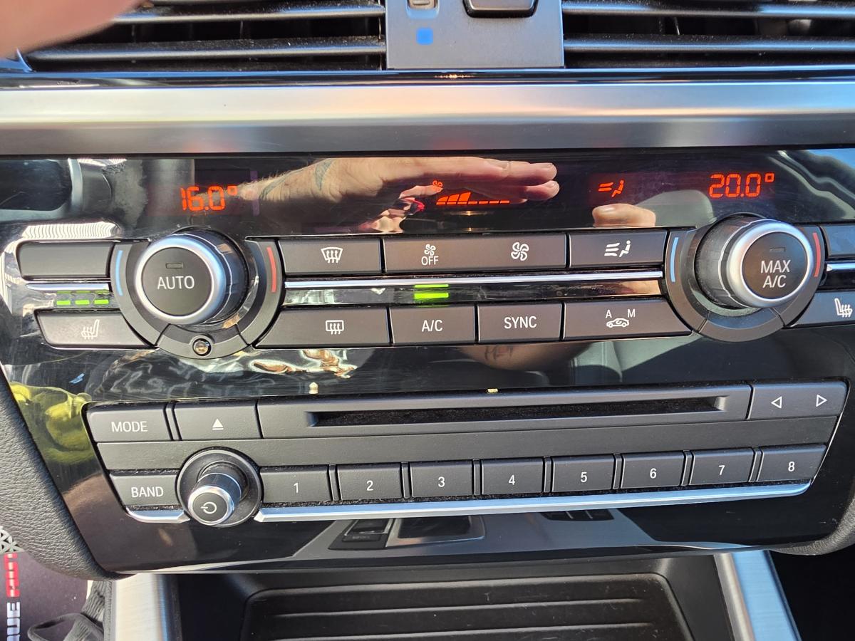 2018 BMW X4 - Image 36