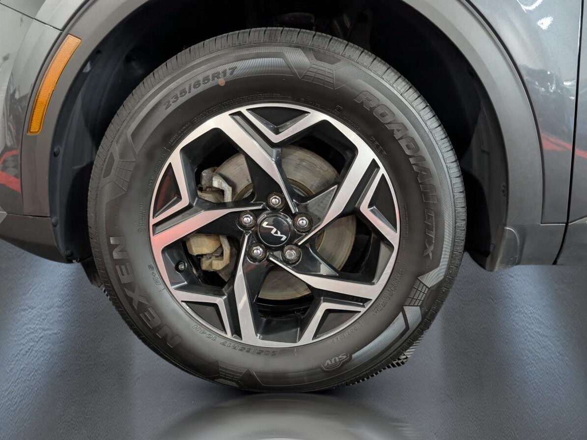 2024 Kia Sportage - Image 4