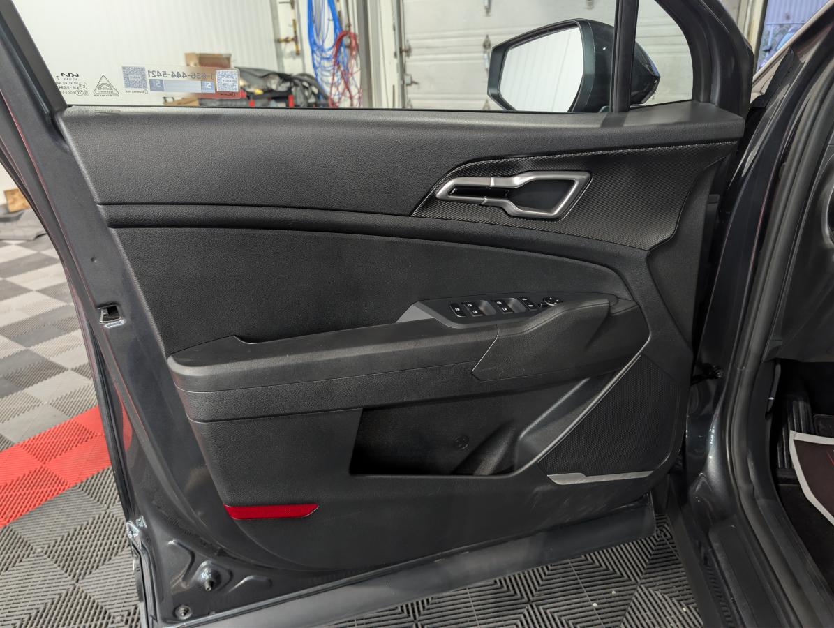 2024 Kia Sportage - Image 8