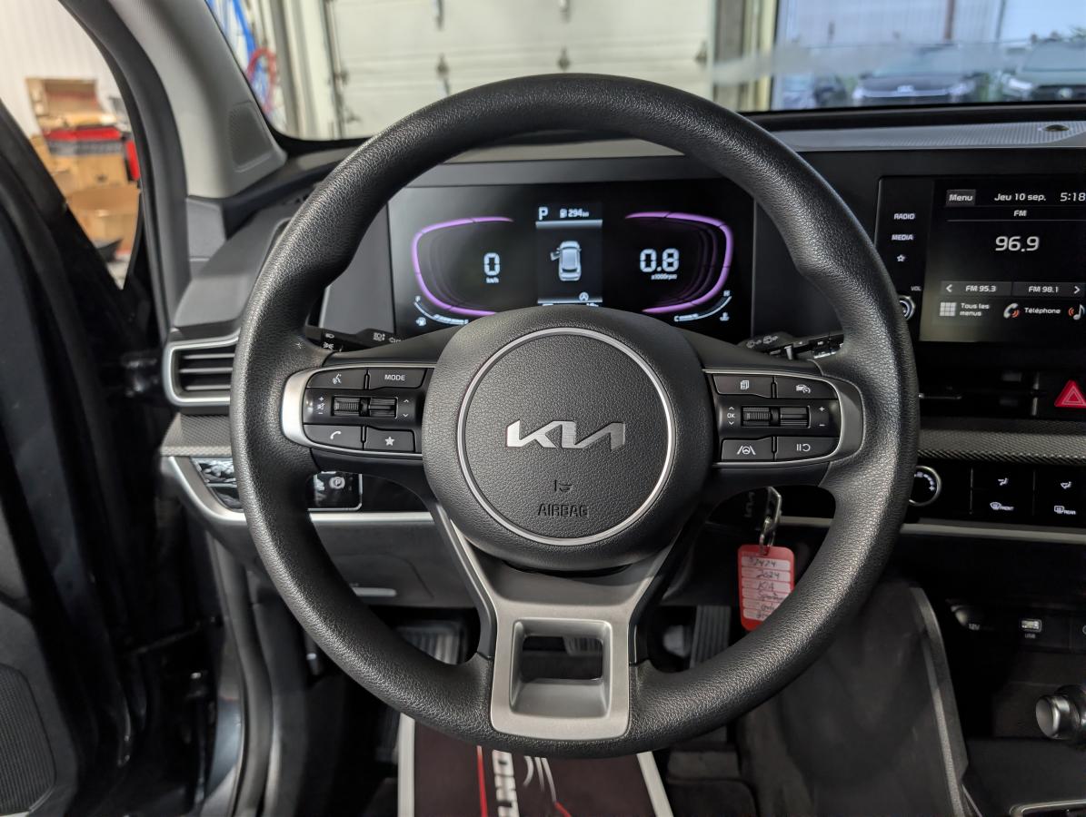 2024 Kia Sportage - Image 14