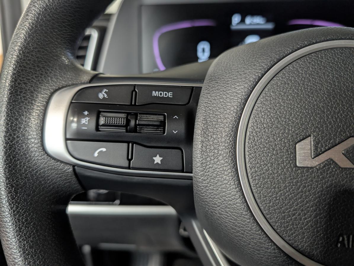 2024 Kia Sportage - Image 16