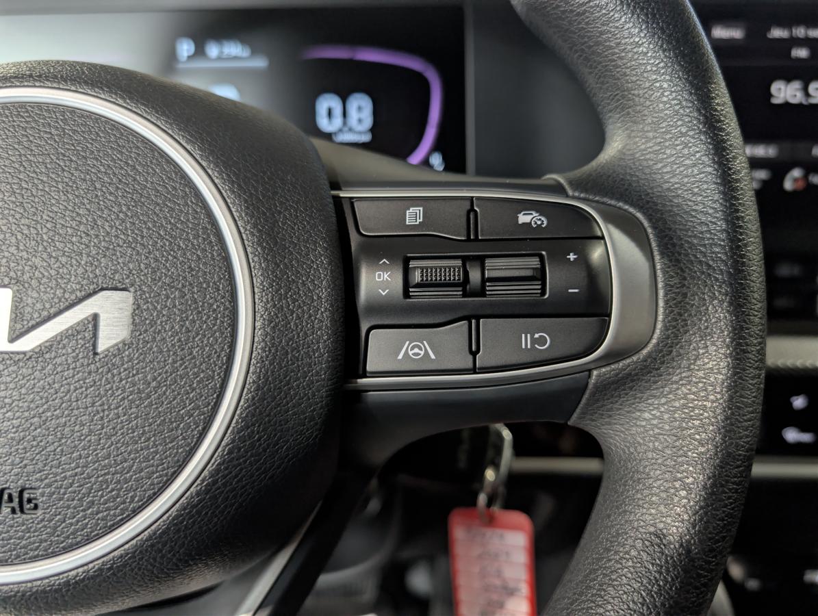 2024 Kia Sportage - Image 17