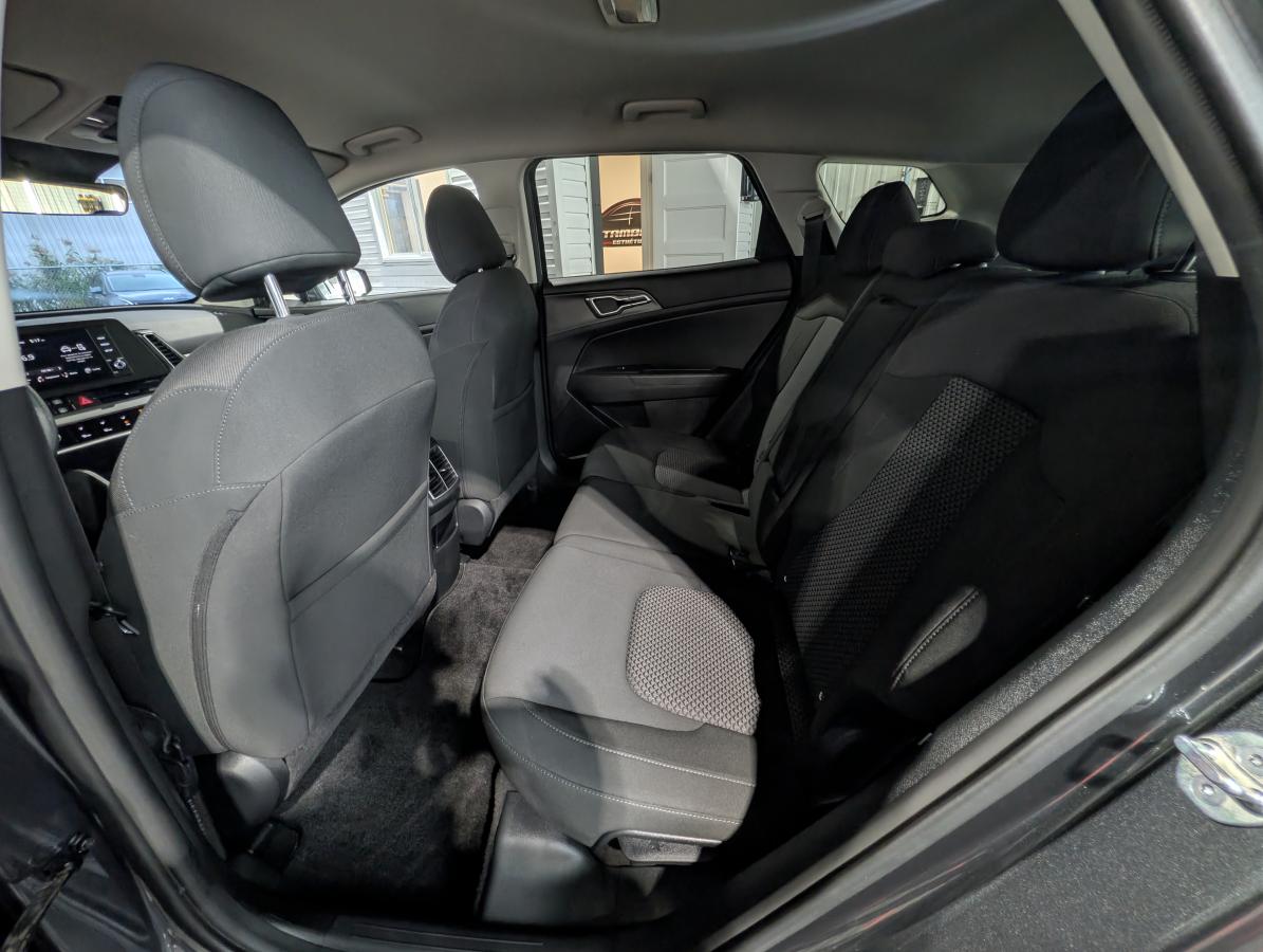 2024 Kia Sportage - Image 23