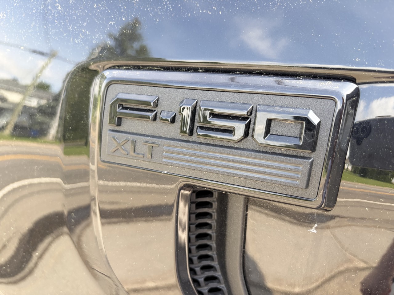 2026 Ford F-150 - Image 3