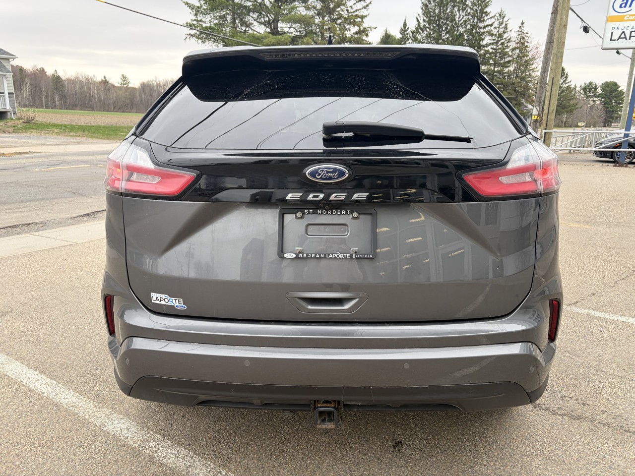 2022 Ford Edge - Image 5