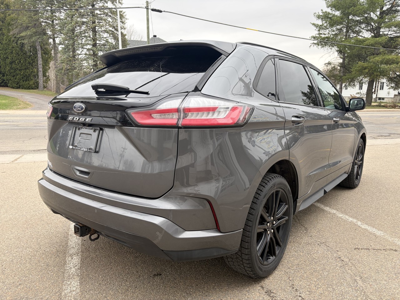 2022 Ford Edge - Image 8