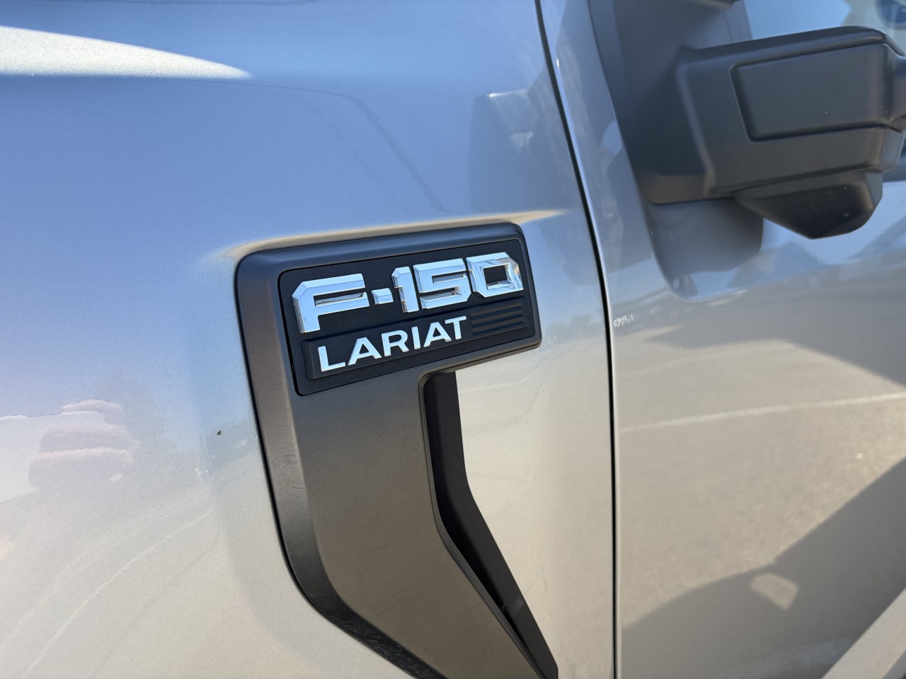 2023 Ford F-150 - Image 4