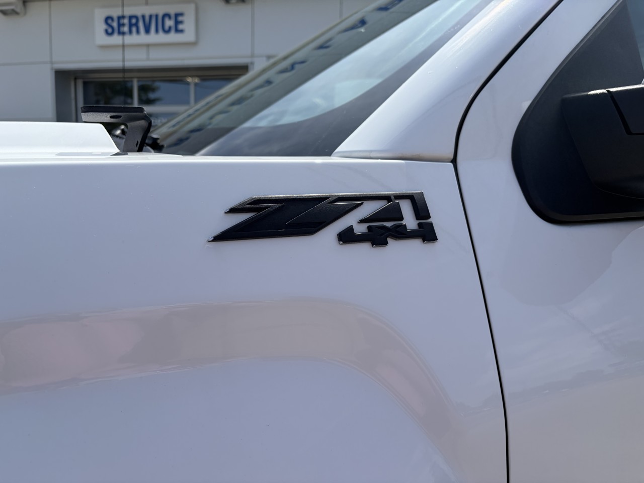 2017 GMC Sierra 1500 - Image 5