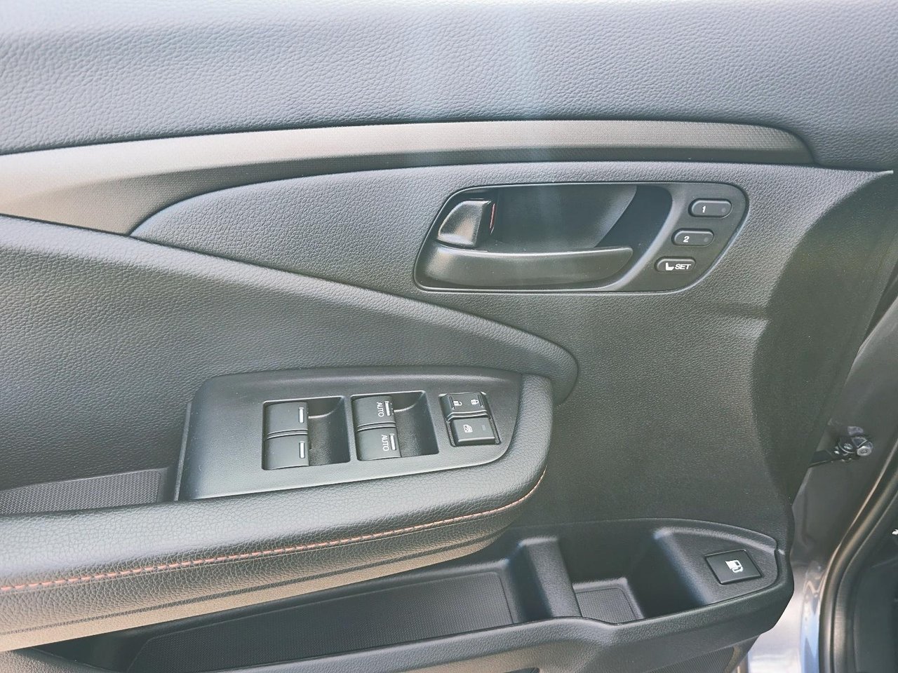 2026 Honda Ridgeline - Image 9