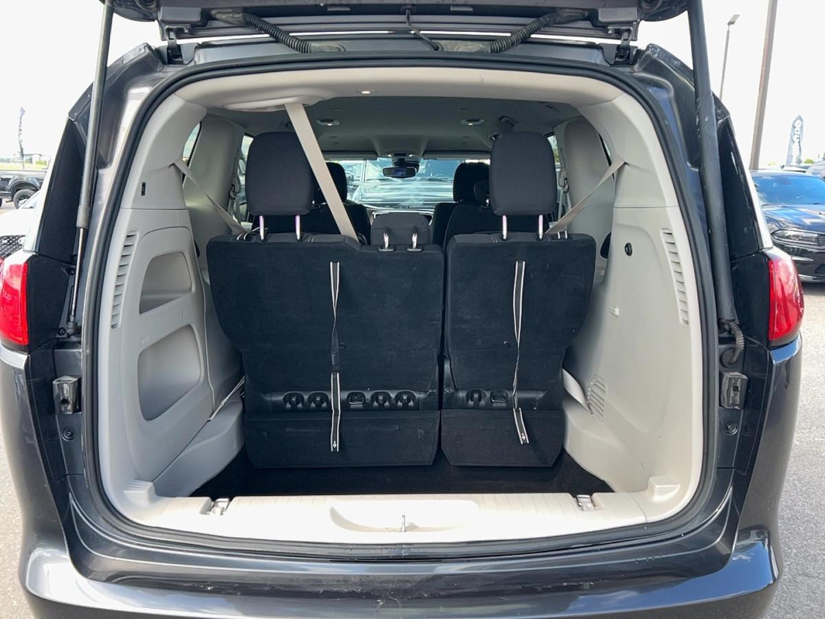 2023 Chrysler Grand Caravan - Image 19