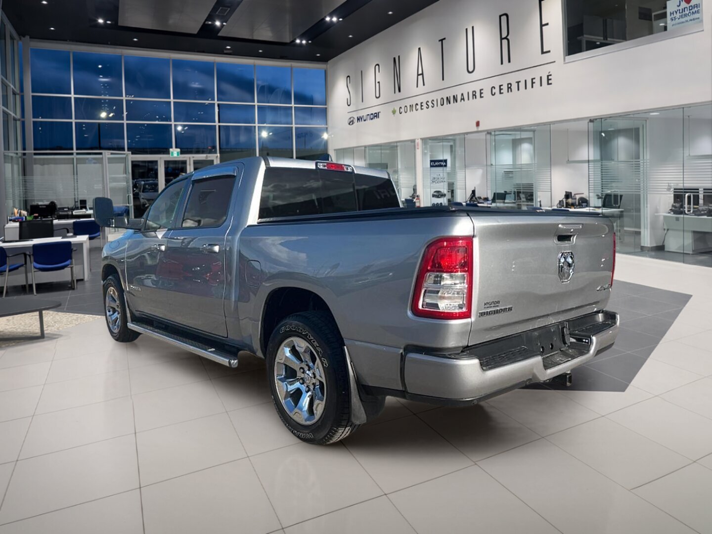 2024 RAM 1500 - Image 7