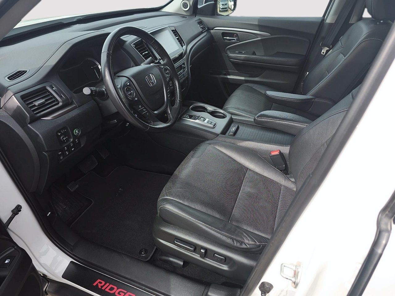 2023 Honda Ridgeline - Image 7