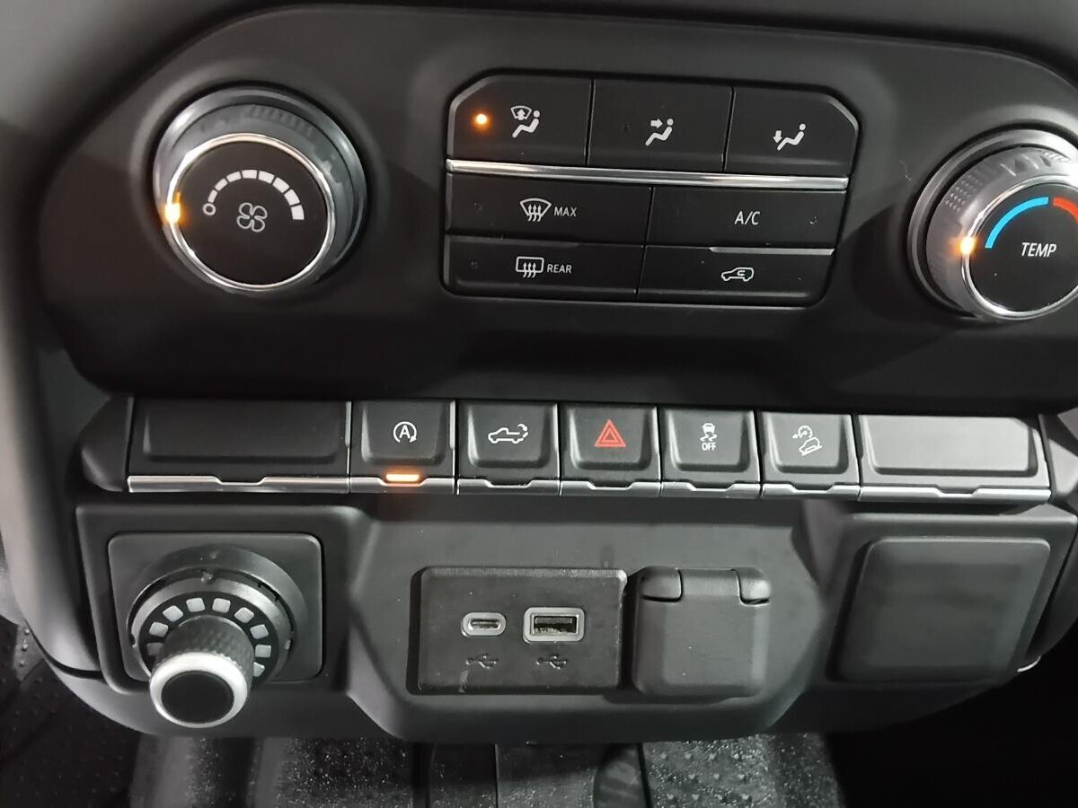 2022 Chevrolet Silverado 1500 - Image 20