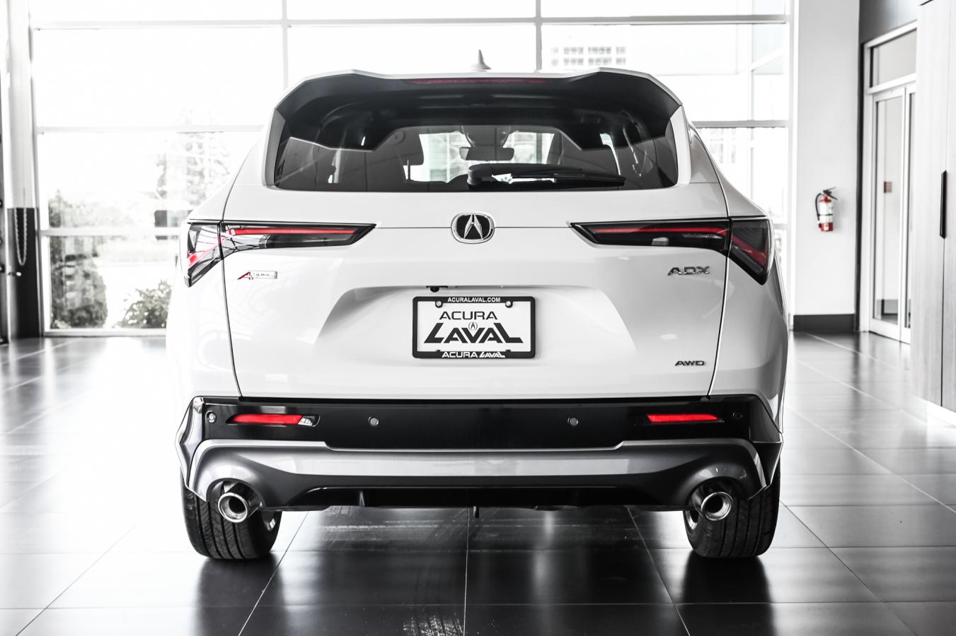 2026 Acura ADX - Image 8