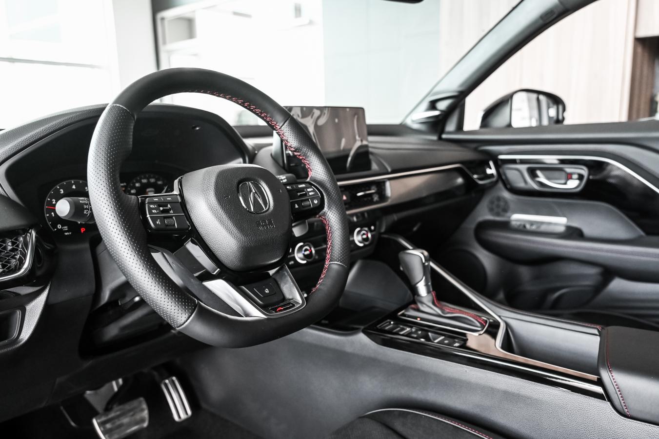 2026 Acura ADX - Image 13