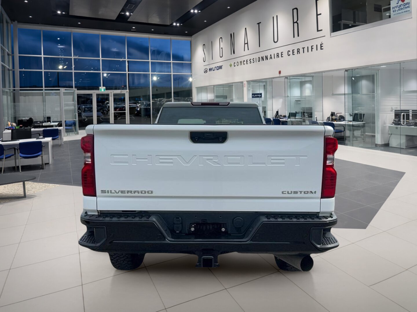 2024 Chevrolet Silverado 2500 HD - Image 6