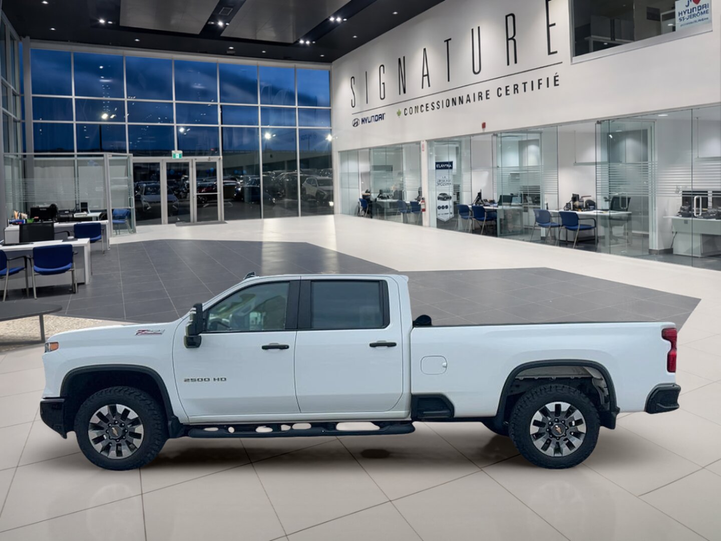 2024 Chevrolet Silverado 2500 HD - Image 8