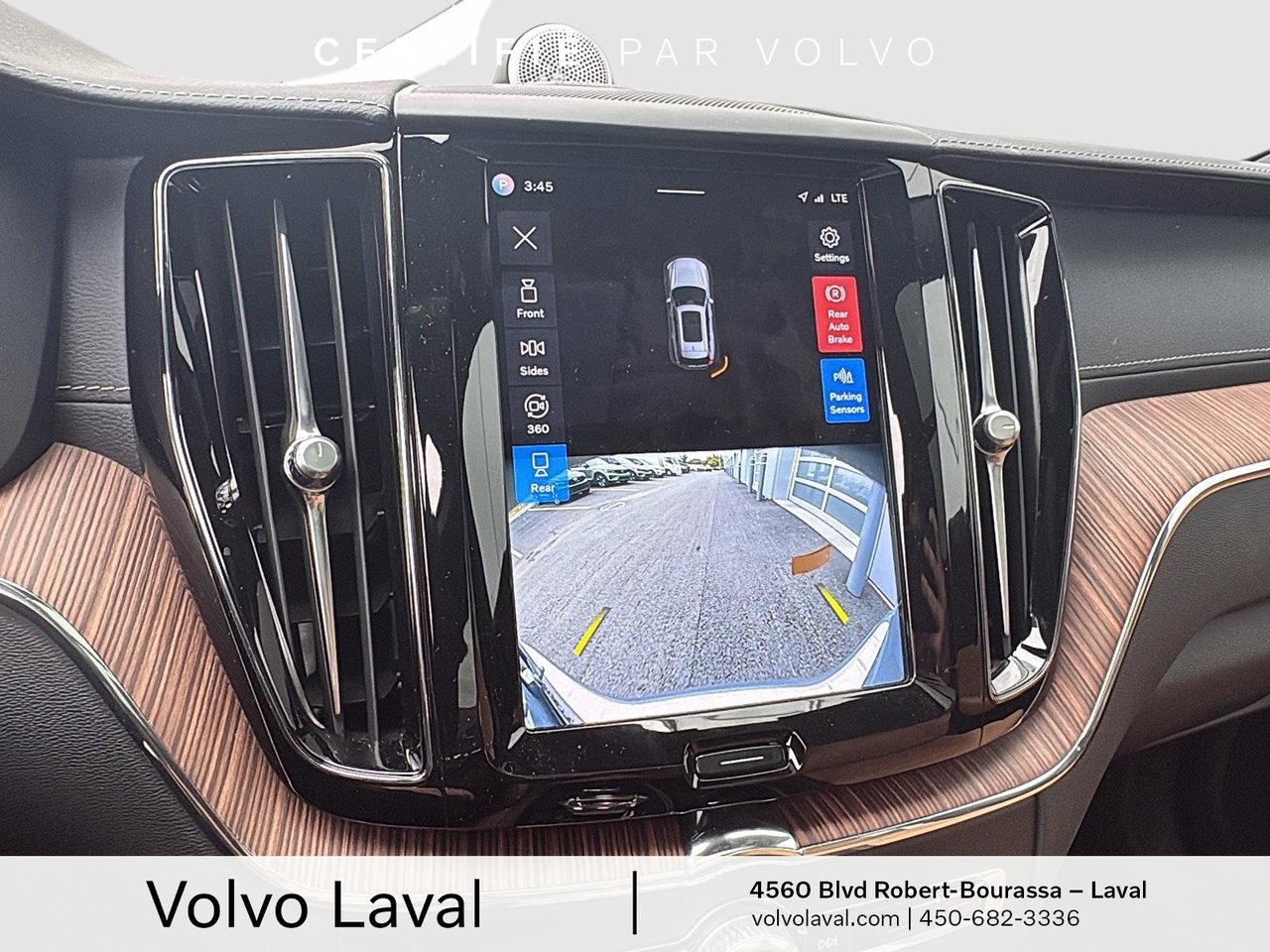 2023 Volvo XC60 - Image 17