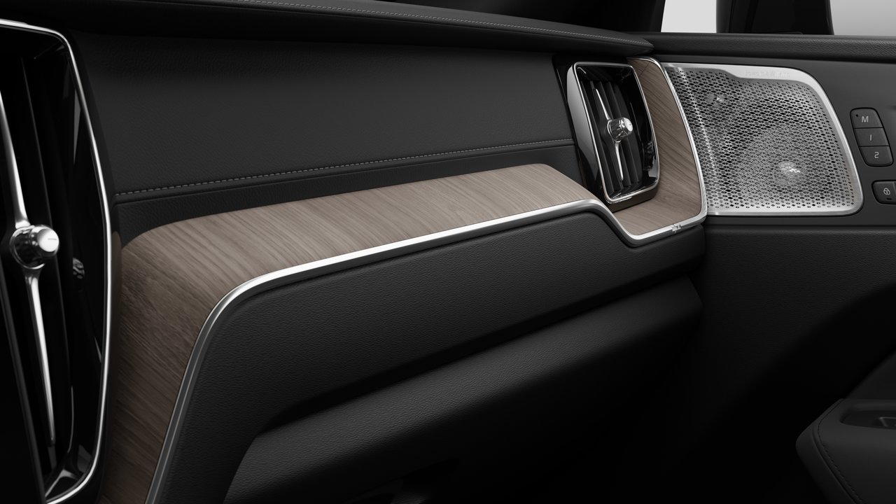 2027 Volvo XC60 Plug-in hybrid - Image 9