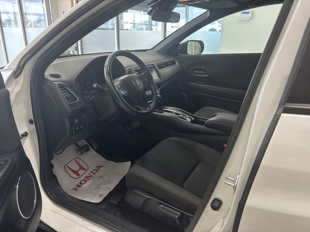 2022 Honda HR-V - Image 7