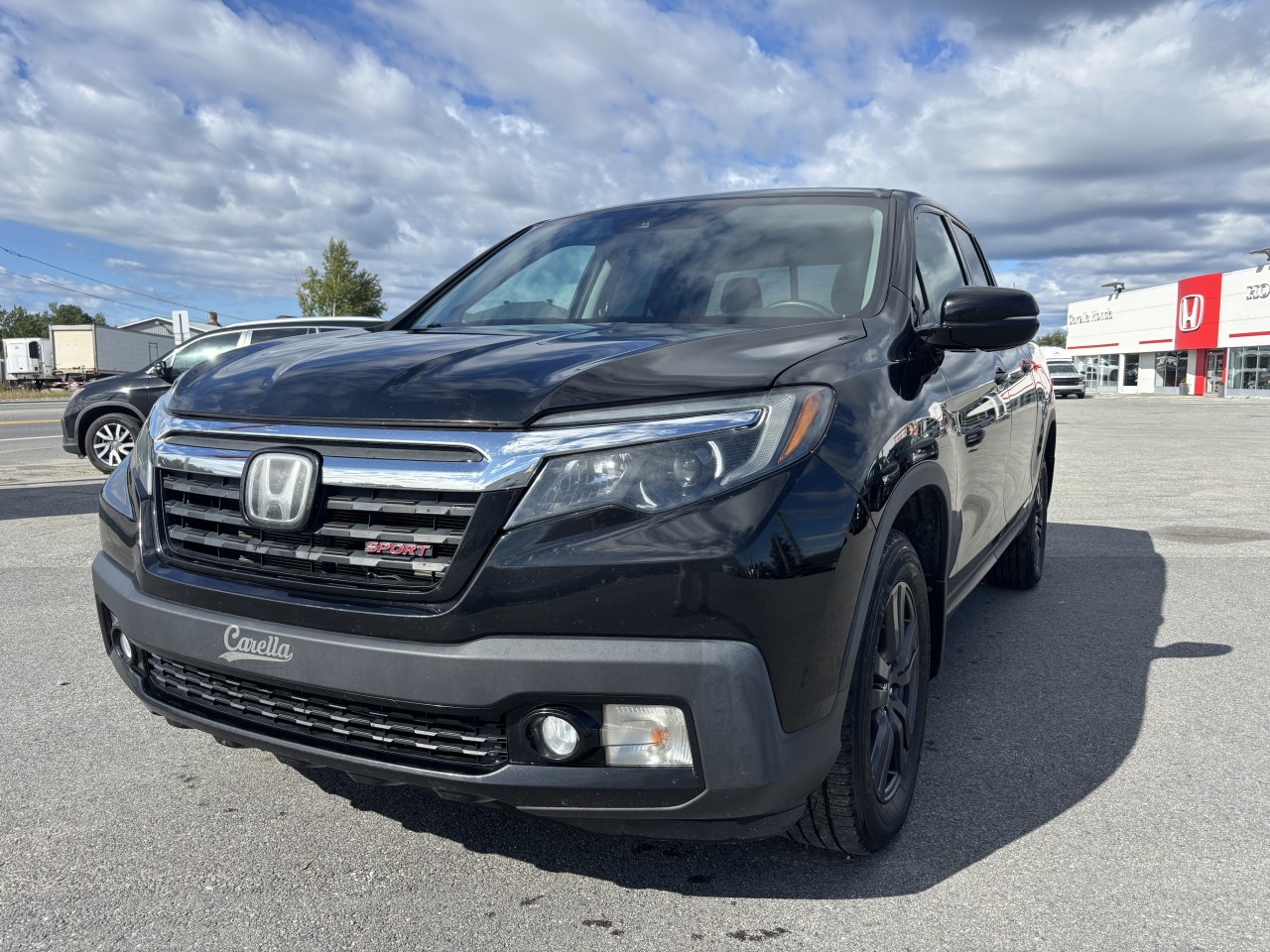 2019 Honda Ridgeline - Image 3