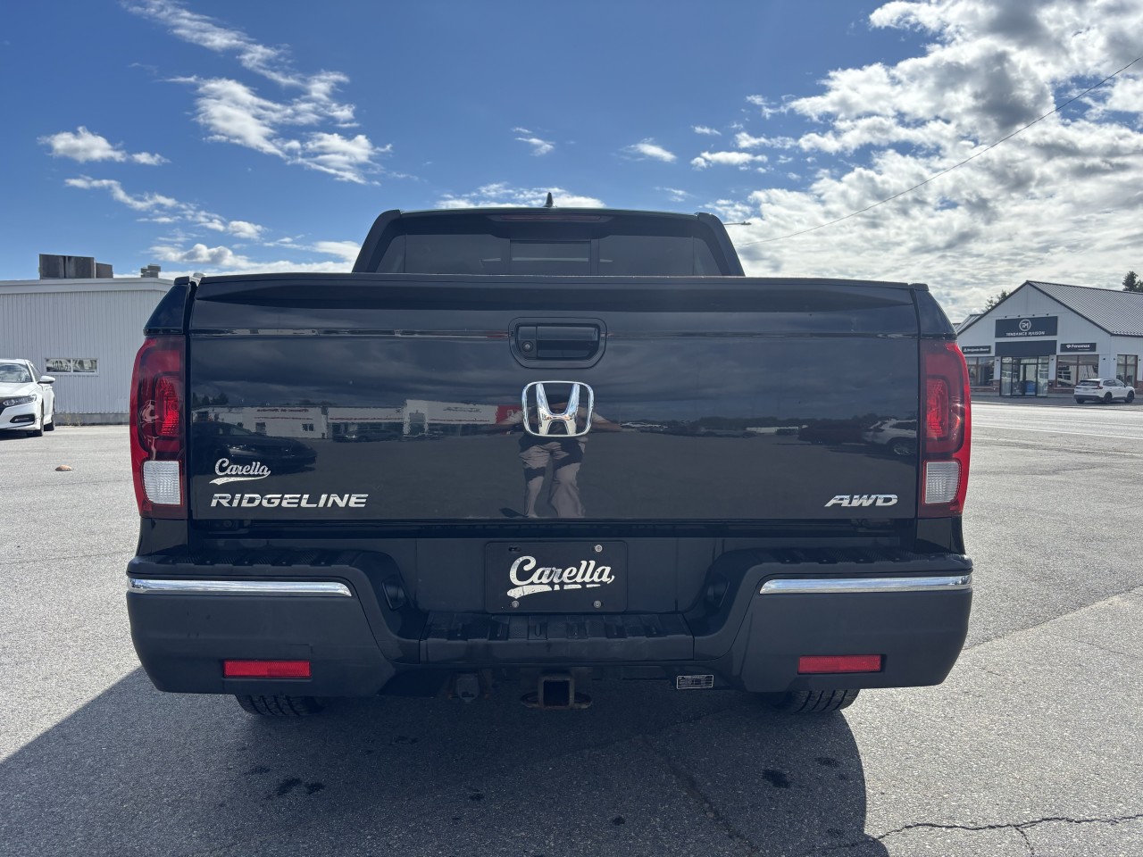 2019 Honda Ridgeline - Image 6