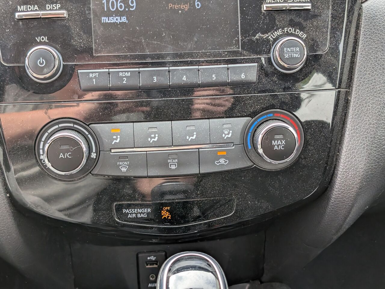2017 Nissan Qashqai - Image 10
