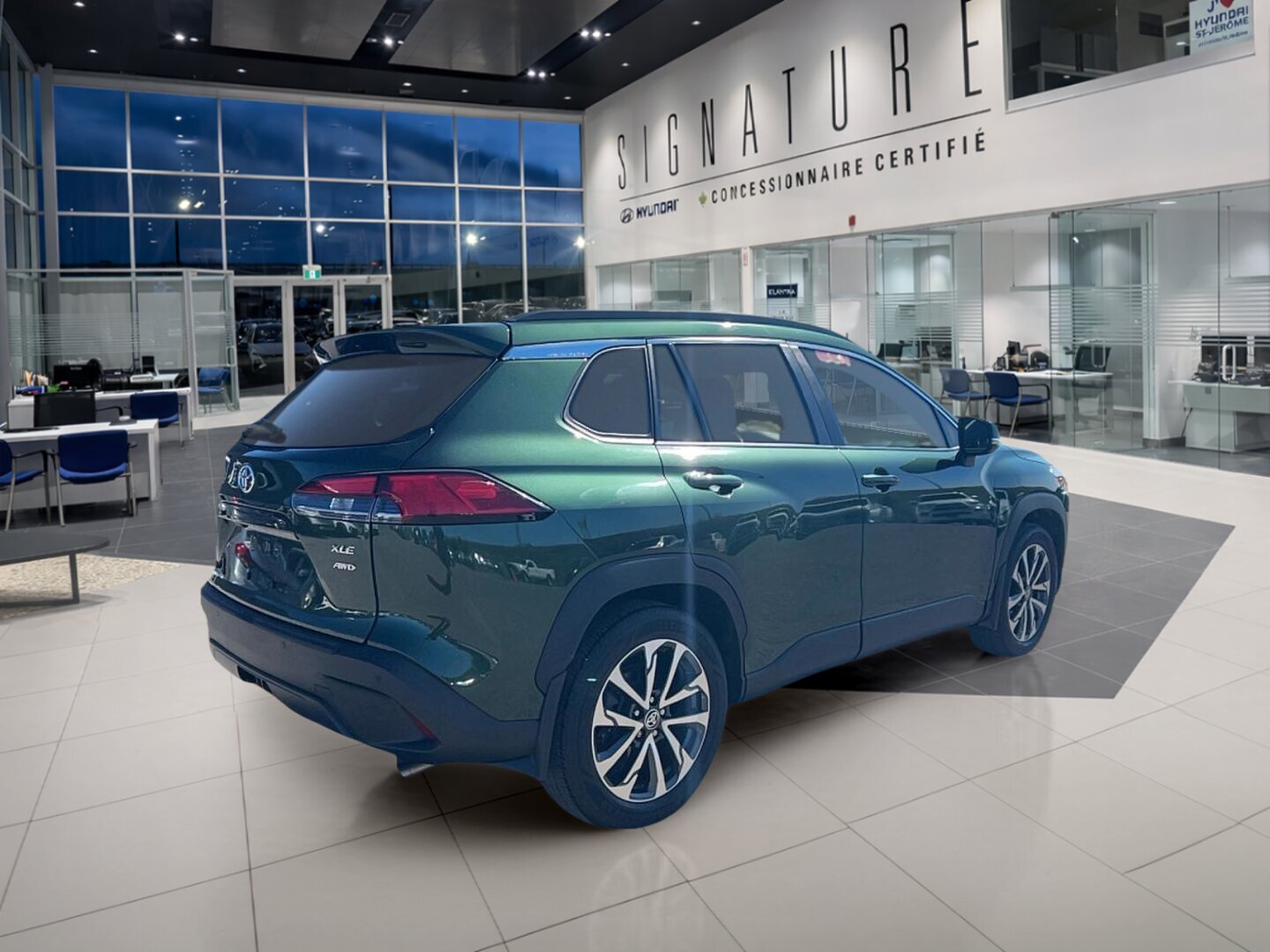 2022 Toyota Corolla Cross - Image 5